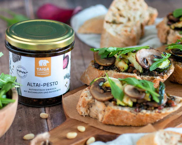 Altai Pesto – Bio-Pesto mit Bärlauch, gekeimtem Buchweizen und Zedernüssen, bio, roh, 140g